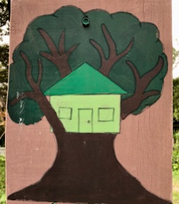 Tree House Sign